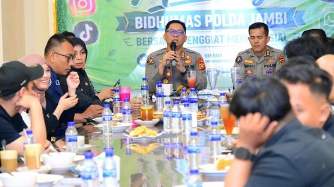 Humas Polda Jambi Coffee Morning Bersama Pegiat Media Sosial dan Influencer